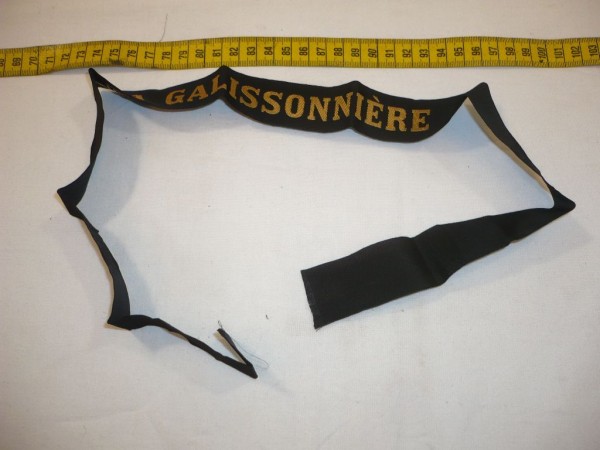 Mützenband, La Galissonniere