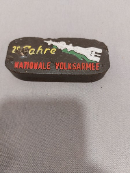 DDR Brikett Zierbrikett NVA - 20 Jahre Nationale Volksarmee Original