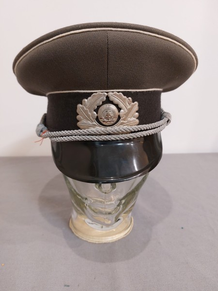 DDR Schirmmütze Offizier NVA Landstreitkräfte Größe 55 hergestellt 1984
