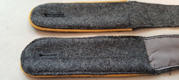 Schulterklappen Mannschaften, blaugrau mit zitronengelber Paspel