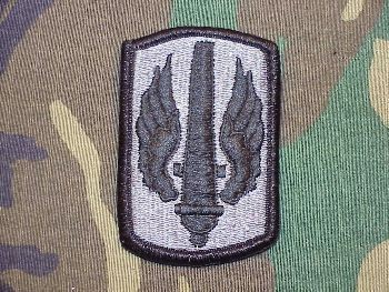 Armabzeichen 18th Field Artillery Brigade, ACU Digital