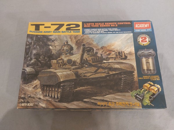 DDR Modell T-72 Russian Army Main Battle Tank