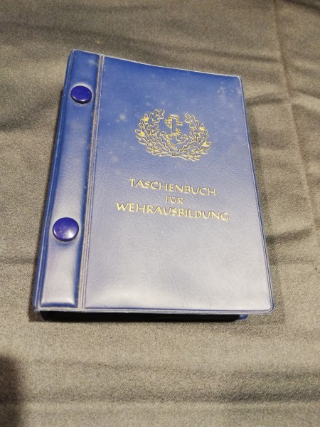 Buch: Bundeswehr Taschenbuch für Wehrausbildung - Marine von 1971