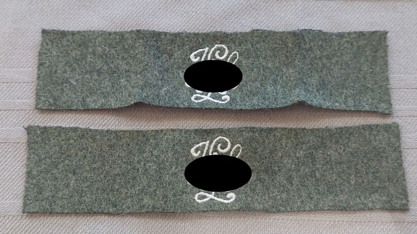 Schulterklappen Überschübe Waffen XX - LAH weiß auf feldgrau maschinengestickt