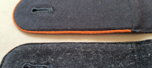 Schulterklappen Mannschaften, blaugrau mit oranger Paspel, ältere Fertigung
