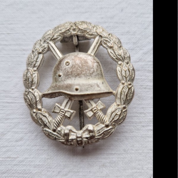 Verwundetenabzeichen in Silber 1914 in Buntmetall - ausgesägt