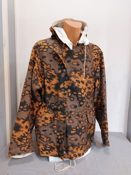 Waffen-XX Winterwendejacke Wendeparka in Eichentarn / weiß Größe 3