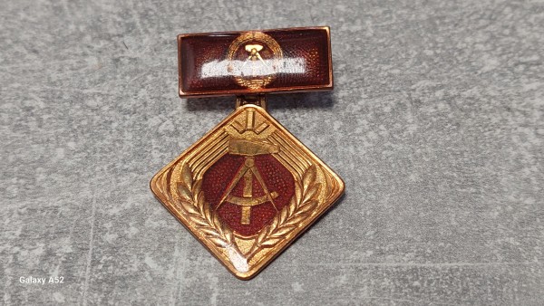 Orden Aktivist der sozialistischen Arbeit