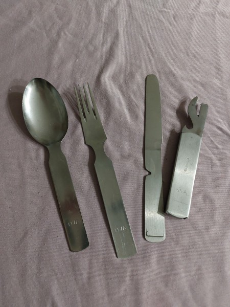 DDR NVA Essbesteck 4 teilig
