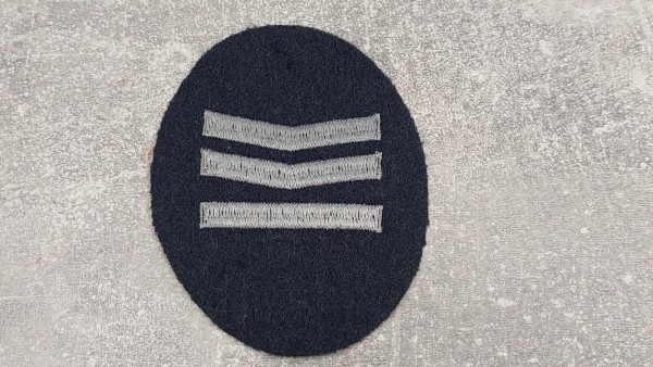 Dienstgradabzeichen Polizei Berlin auf grau oval - Polizeiobermeister