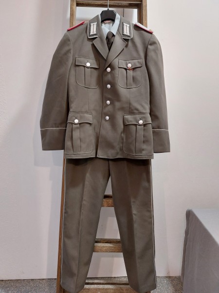 DDR Jacke, Hose und Blouson Landstreitkräfte Unterleutnant Panzer Original