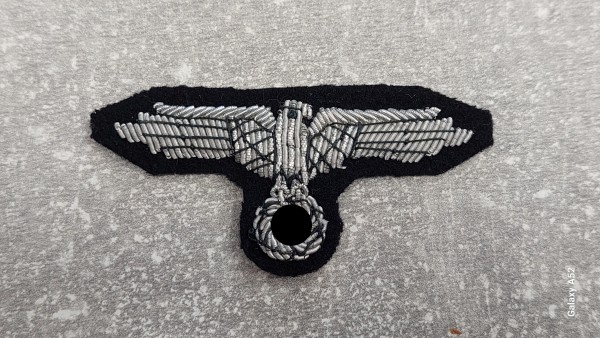 Mützenadler XX Offizier für das Schiffchen silber auf schwarz handgestickt