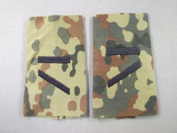Rangschlaufen Gefreiter UA, schwarz auf Flecktarn