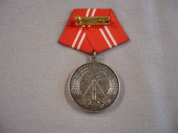 Medaille für treue Dienste in den Kampfgruppen der Arbeiterklasse, in Silber