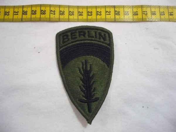 Armabzeichen US Army Berlin, tarnfarben ( OD )