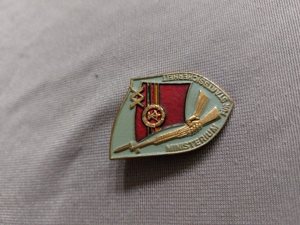 DDR Erinnerungsabzeichen 20 Jahre Ministerium für Staatssicherheit