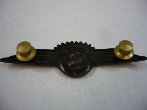 Tätigkeitsabzeichen, Fliegerarzt in Bronze, Metall
