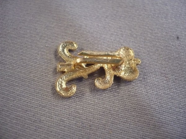 Schulterklappenauflage " A " mit Krone in Gold