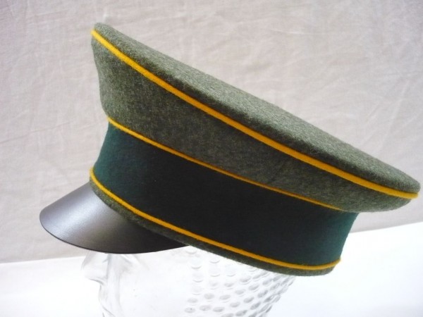 Schirmmütze, Mannschaften und Offiziere, feldgrau melliertes Tuch, ohne Hersteller, ohne Abzeichen, Lederschirm Bitte bei Angaben des Kunden die Größe und die Waffenfarbe angeben ! 