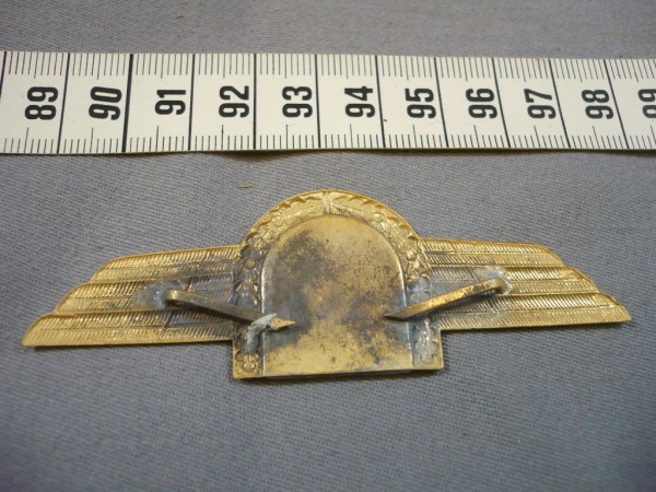 Niedersachsen: Mützenabzeichen Niedersachsen, 85mm Breite, vergoldet