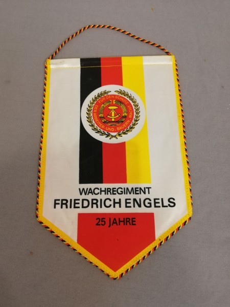 Tischfahne/ Tischwimpel DDR NVA 25 Jahre Wachregiment Friedrich Engels
