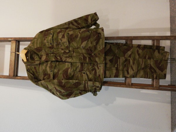 Belgien Jacke und Hose Fallschirmjäger Belgisch Kongo Tarn, Größe L/XL