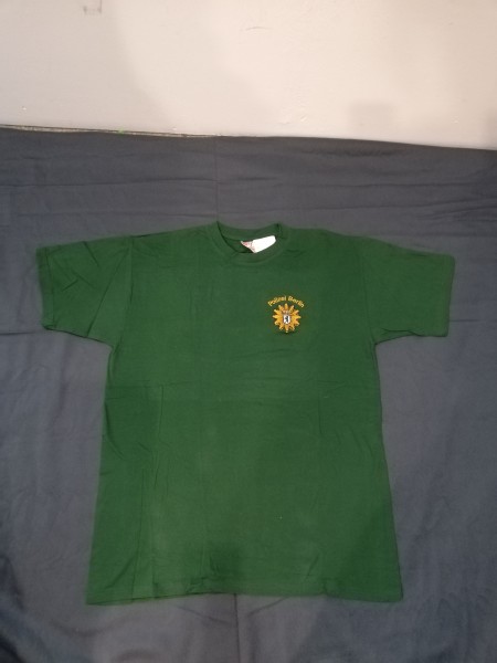 Polizei Berlin T-Shirt in grün mit Abzeichen Grösse Large