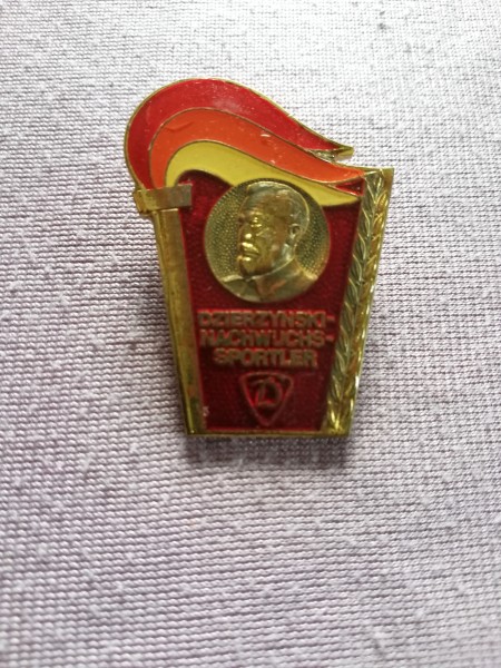 DDR Abzeichen Dzierzynski Nachwuchs Sportler