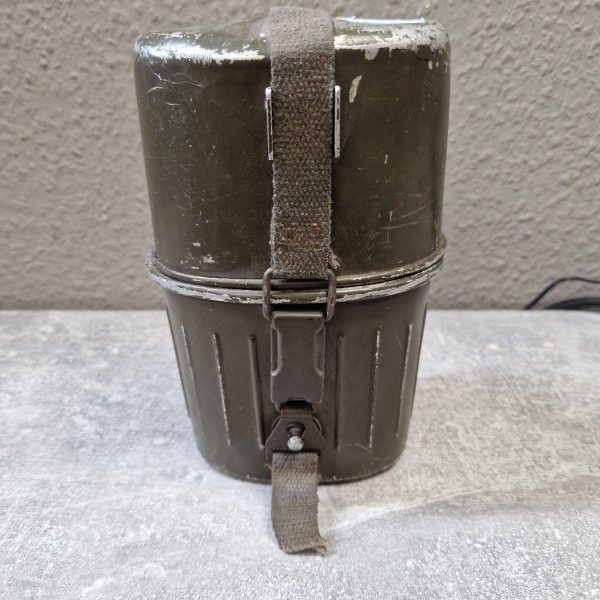 Bundeswehr Wasserflasche Feldflasche Oliv, Gebraucht