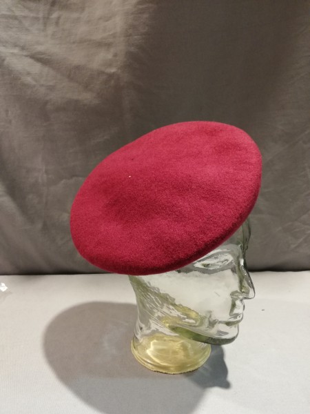 Polizei Bayern Barett bordeaux ohne Mützenstern Größe 58,60 oder 61