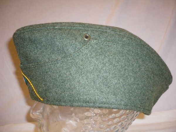 Schiffchen M38 für Mannschaften, Panzer, Hersteller Lubstein Größe 60 mit Kokarde und Soutache, feldgrau