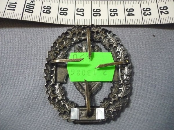 Barettabzeichen, Pioniertruppe, Metall altsilber