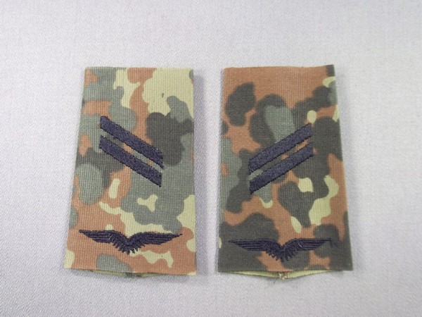 Rangschlaufen Obergefreiter schwarz auf Flecktarn mit Schwinge