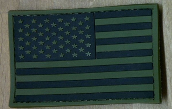 Nationalitats Abzeichen/ Flagge USA in oliv/schwarz, Gummi mit Klett