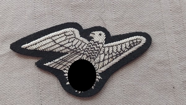 Armadler Luftschutz für Offizier