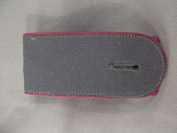 Schulterklappen, Mantel und Hemd, Mannschaften, ABC-Abwehrtruppe, dunkelgrau mit Lasche