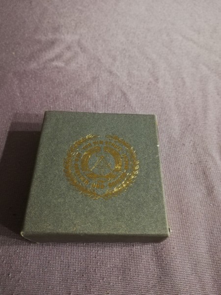 DDR MInibuch " Die NVA der DDR " im Schuber 1980-Copy