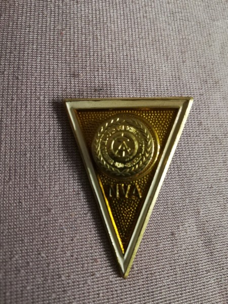 DDR NVA Absolventenabzeichen Diplom an einer zivilen Universität o. Hochschule 473d