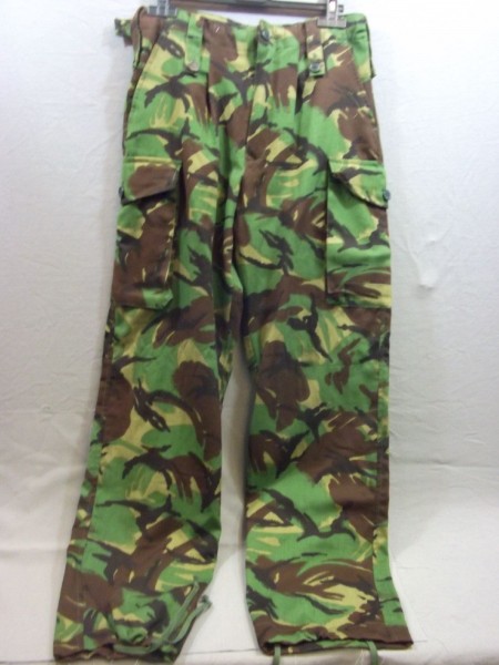 Hose, tarnfarben, Trousers Combat Lightweight Woodland DP, Größe 80-80-96 ca. Größe 46