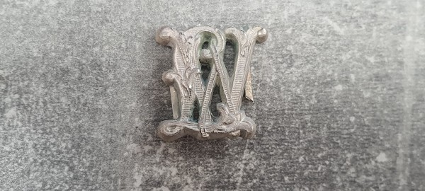 Wehrmacht Schulterklappenauflage " LW " Luftwaffe silber