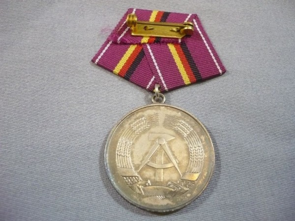 Verdienstmedaille der Zivilverteidigung in silber