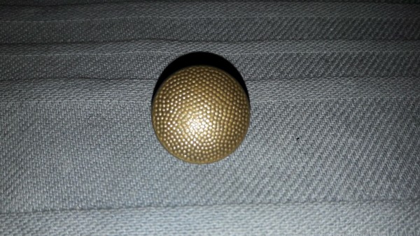 Allgemein: Knopf 19mm gekörnt altgold kurze Öse