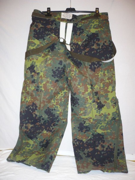 Nässeschutzhose Größe 1 44/ 46, Flecktarn