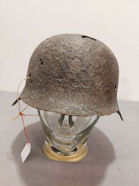 Wehrmacht Stahlhelm M42 aus Bodenfund