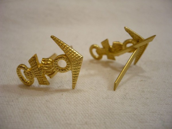 Schulterklappenauflage Marinewaffendienst, Anker mit stilisierter Granate, gold