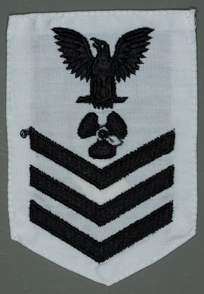 Armabzeichen für Hemden, Dienstgrad mit Laufbahnabzeichen, MM Machinists Mate, Petty Officer First Class