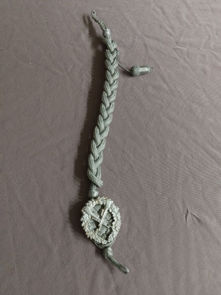 DDR NVA Schützenschnur Schützenwaffen 1957 bis 1983 - 1 Eichel Metallfaden