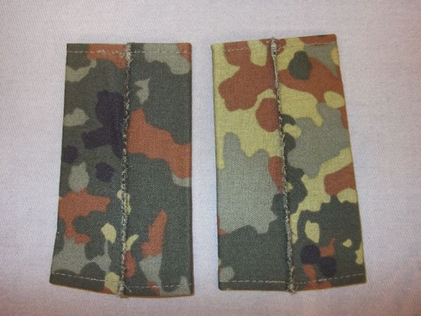 Rangschlaufen Soldat UA weiß auf Flecktarn mit Schwinge