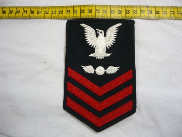 Armabzeichen für Jacken, Dienstgrad mit Laufbahnabzeichen, AE Aviation Electricans Mate, Petty Officer First Class 