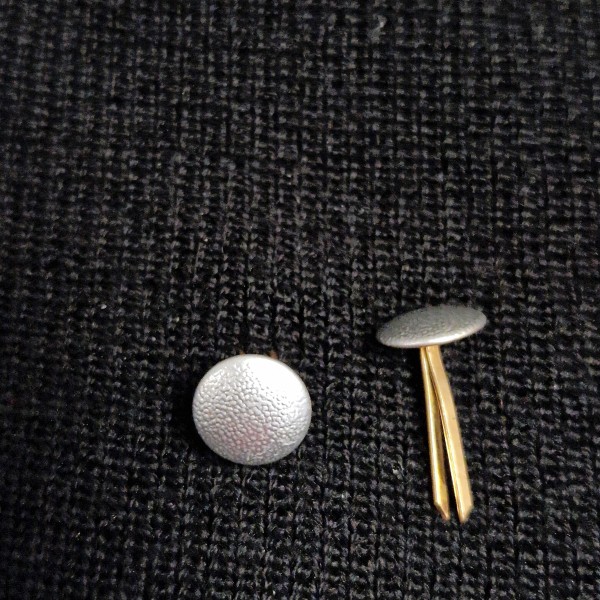 Deutsches Reich Splintknopf silber Extra Fein für Schirmmützen 12mm